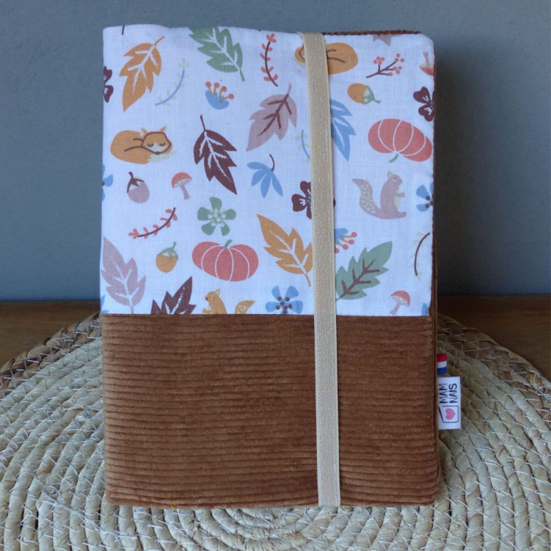 cadeau protège carnet de santé bébé